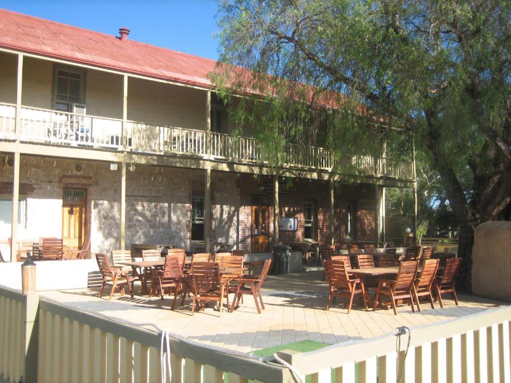 The Priory Hotel Dongara Exterior photo