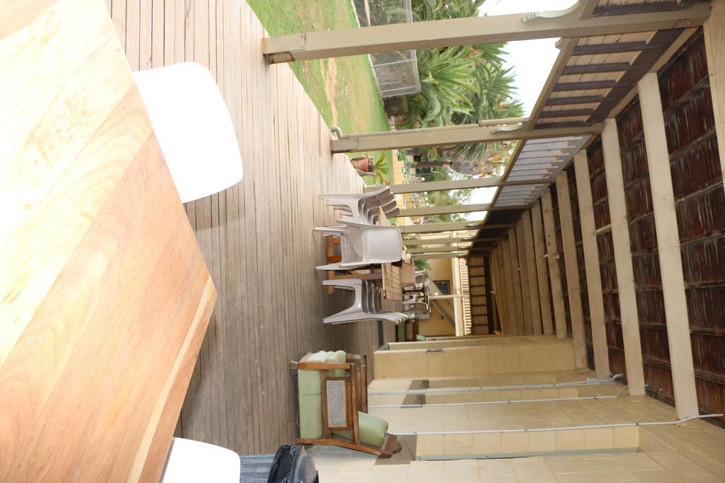 The Priory Hotel Dongara Exterior photo